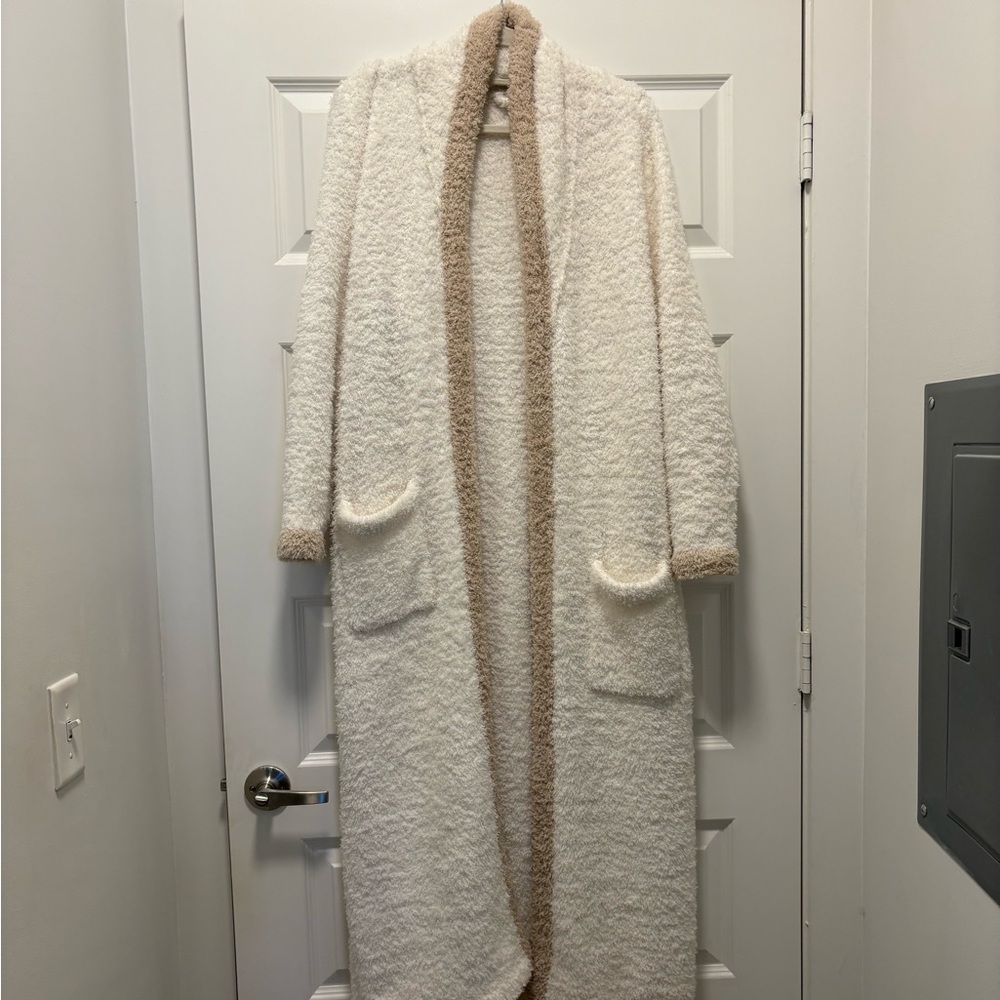 the styled collection house robe. brand new! never worn